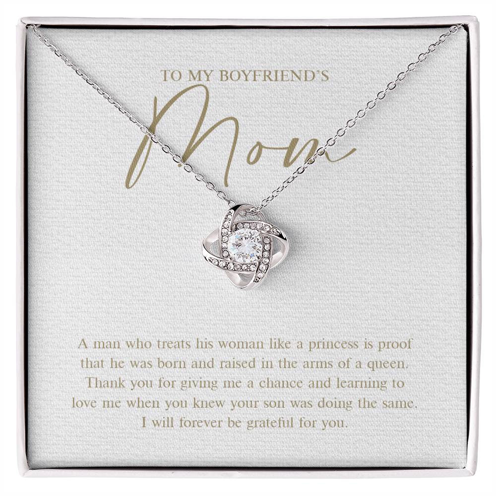 BoyFriends Mom 2 - Love Knot Necklace