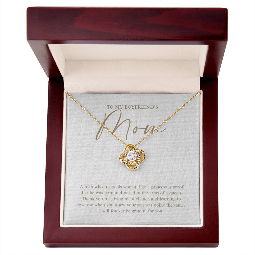 BoyFriends Mom 2 - Love Knot Necklace