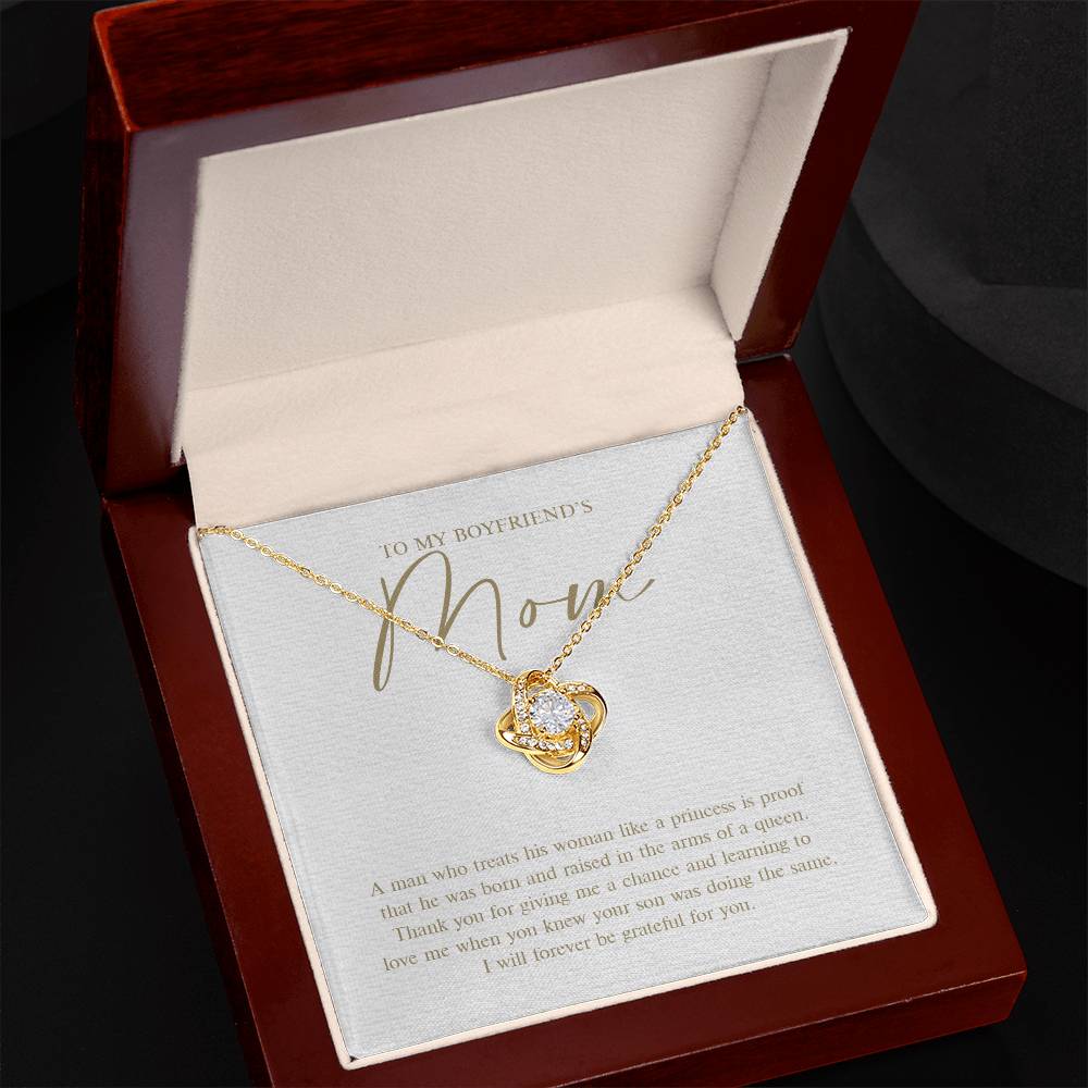 BoyFriends Mom 2 - Love Knot Necklace