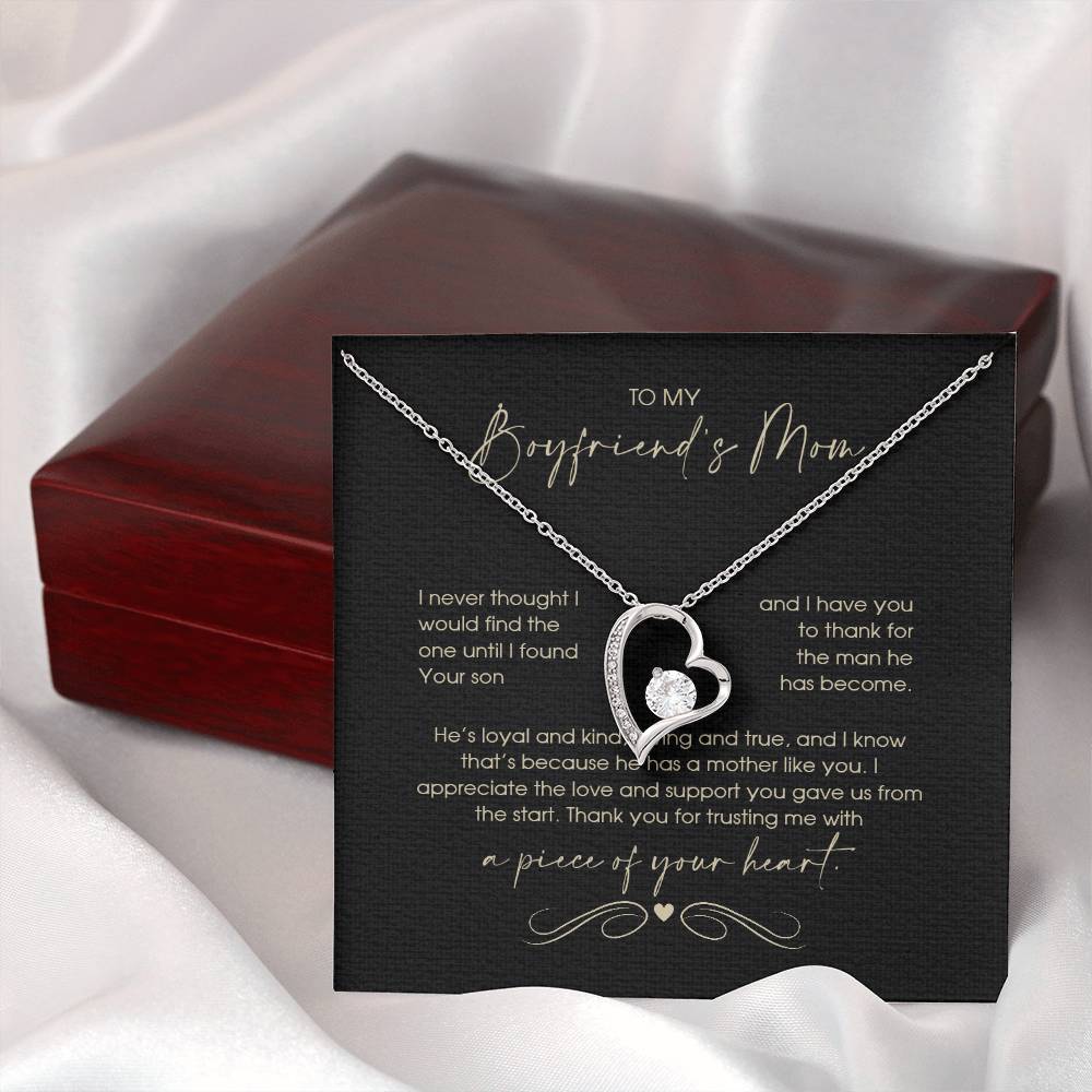 BoyFriends Mom 4 - Forever Love Necklace