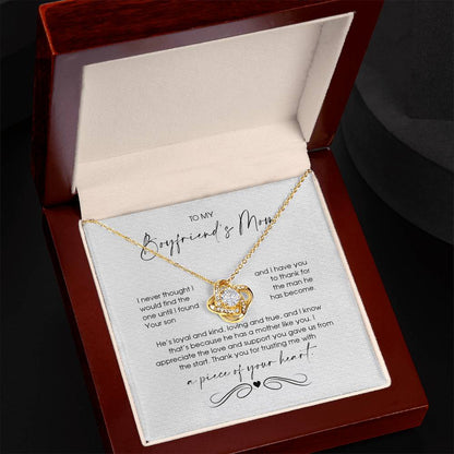 BoyFriends Mom 3 - Love Knot Necklace