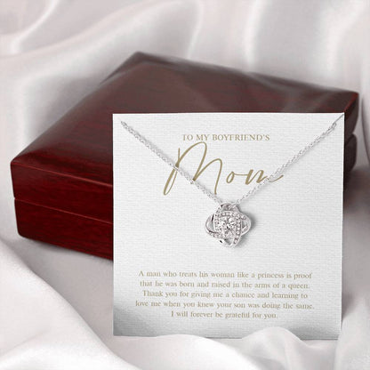 BoyFriends Mom 2 - Love Knot Necklace